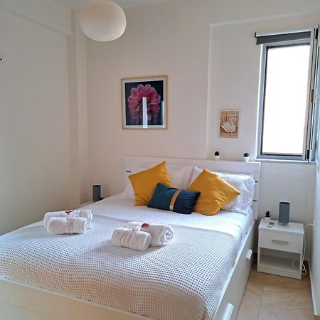 Chania Sweet Apts Chrissi Akti Chania Exterior foto